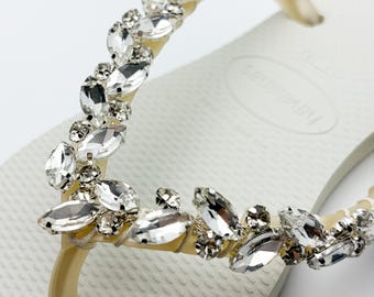 Luxuriöse Braut-Flip-Flops mit Kristallen, handgefertigte Strass-Sandalen, elegante Schuhe für die Strandhochzeit
