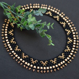 Black & Gold Seed Bead Necklace: Minimalist Collar, Handmade