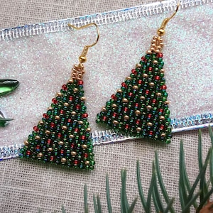 Christmas Tree Earrings, Christmas tree, Christmas jewelry, Christmas beaded earrings, Xmas earrings, Christmas Earrings, Christmas gift