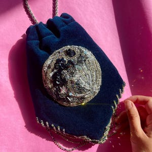 Textil bestickte Tasche ""Vollmond"", dunkelblaue Samttasche, Beutel, Textilperlentasche, Damen- und Designertasche, Tasche für den Abend, bestes Geschenk