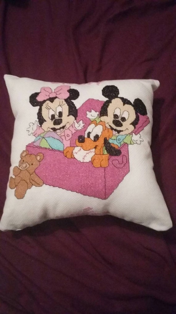 Bebes Disney Minnie Et Mickey Coussin Point De Croix Etsy