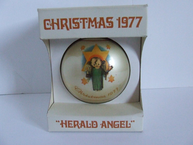 Retro Schmid Herald Angel Christmas tree ornament Sister Berta Hummel collector series Schmid Bros 1976 winter holiday seasonal decoration