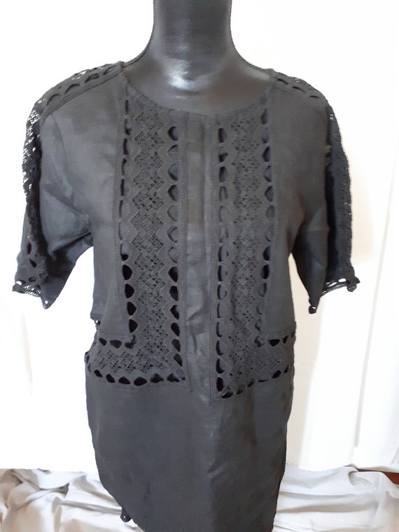Ann Taylor black dress lined below the knee 100% c