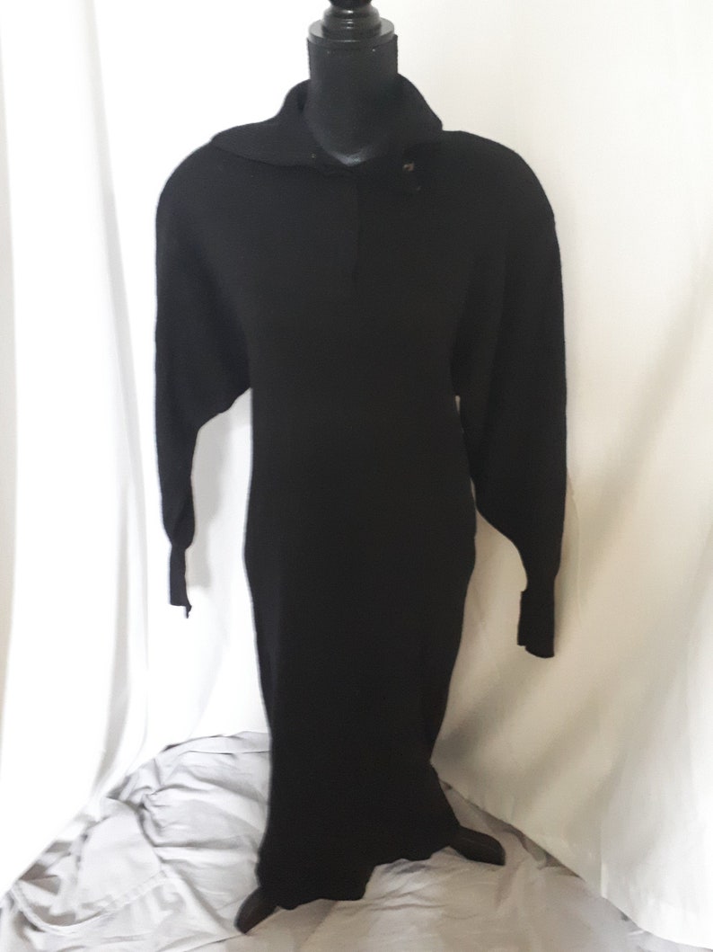 black full gown