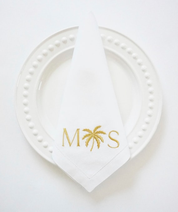 PALM TREE Design & Monogram Embroidered Dinner Napkins, Linen Towels, Home Furnishings, bridal shower gift, kitchen towels