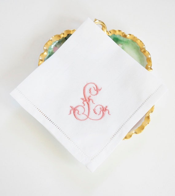 VENETIAN FONT Embroidered Monogrammed Handkerchief, Personalized Hankie, Wedding Hankie, Bridesmaids Gifts, Single Letter Monogram