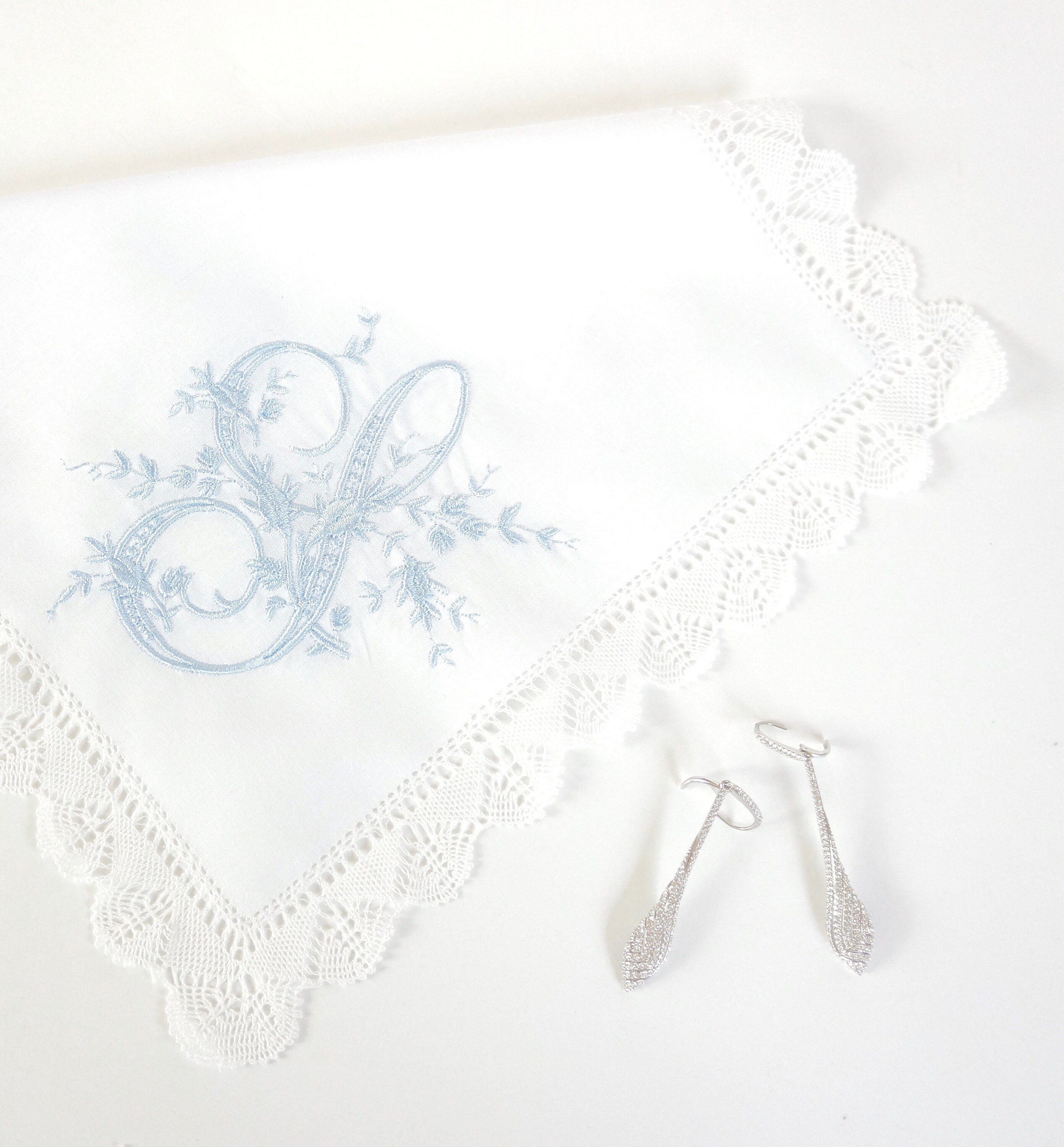 VINTAGE Font Embroidered Monogrammed Handkerchief Personalized Custom vintage-font-embroidered-monogrammed-handkerchief-personalized-custom
