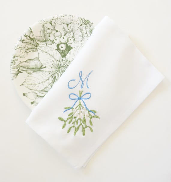 MISTLETOE DESIGN with Monogram Font Embroidered Dinner Napkins and Guest Bath Hand Towels, Home Furnishings, Personalized cloth napkins