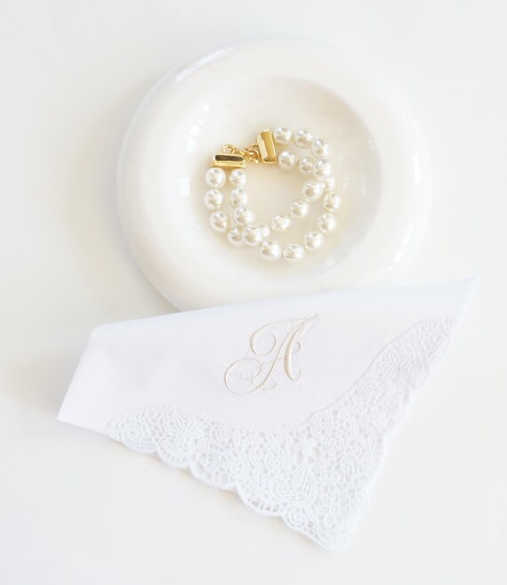 FLOURISH SINGLE INITIAL font Embroidered Monogrammed Handkerchief, Personalized Custom Handkerchief