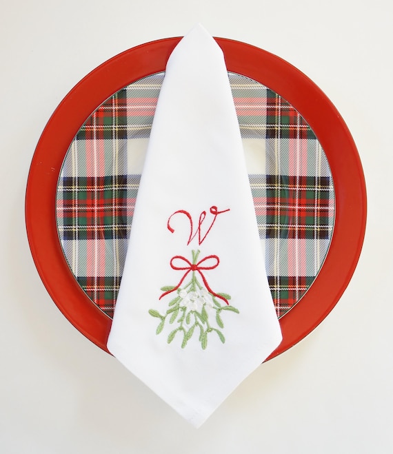 MISTLETOE DESIGN with Monogram Font Embroidered Dinner Napkins and Guest Bath Hand Towels, Home Furnishings, Personalized cloth napkins