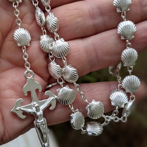 Rosary /  Rosario . St James / Santiago / Camino de Santiago / Catholic / Prayers / Pilgrim