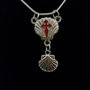 Camino de Santiago Necklace / Scallop shell / Pilgrim / Crucifix centerpiece of St James