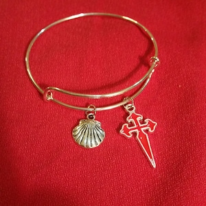 Camino de Santiago Cross and Scallop Shell Charm Bracelet / Christmas / Stocking Stuffer / St James