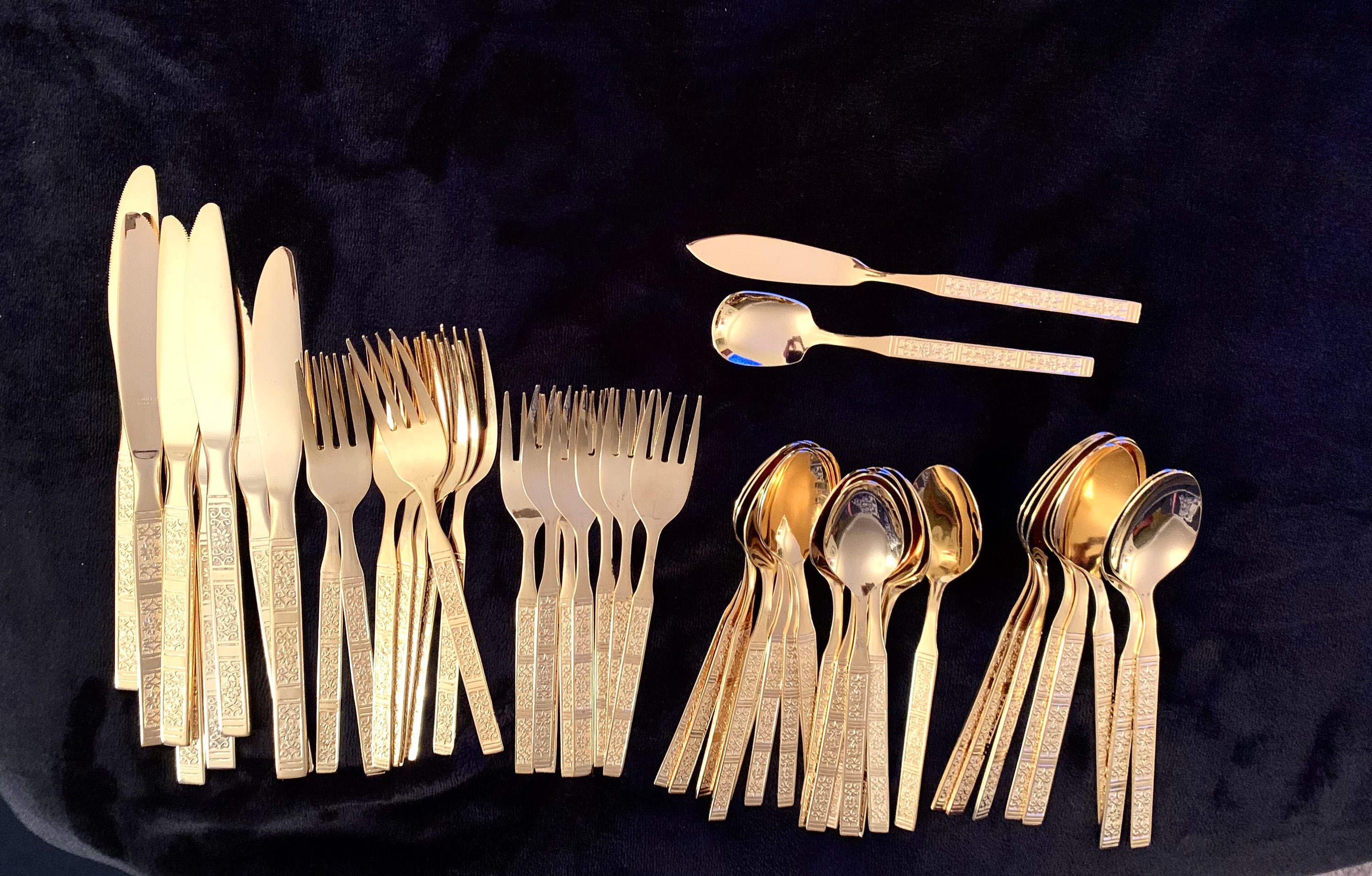 Vintage Gold Flatware Set Service for 8 With 5 Piece Place Etsy
