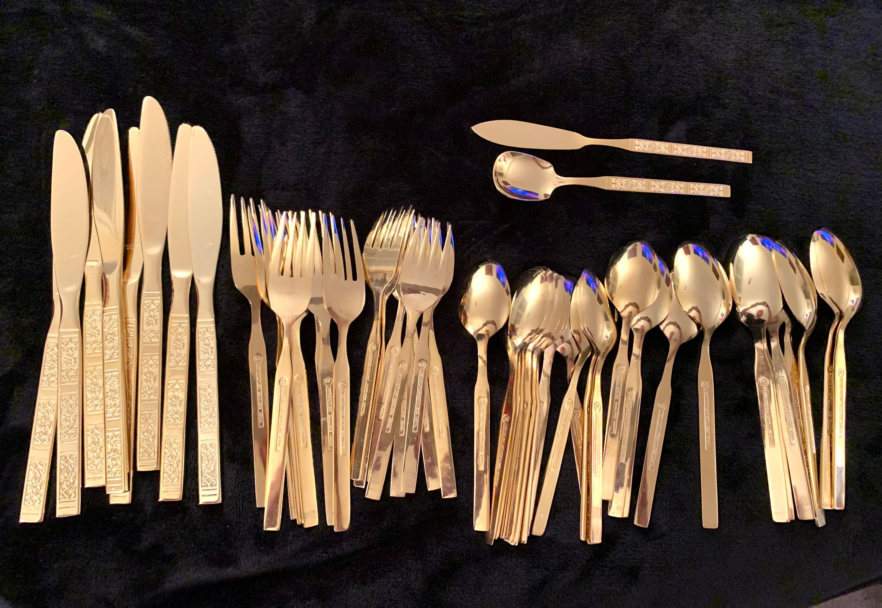 Vintage Gold Flatware Set Service for 8 With 5 Piece Place Etsy