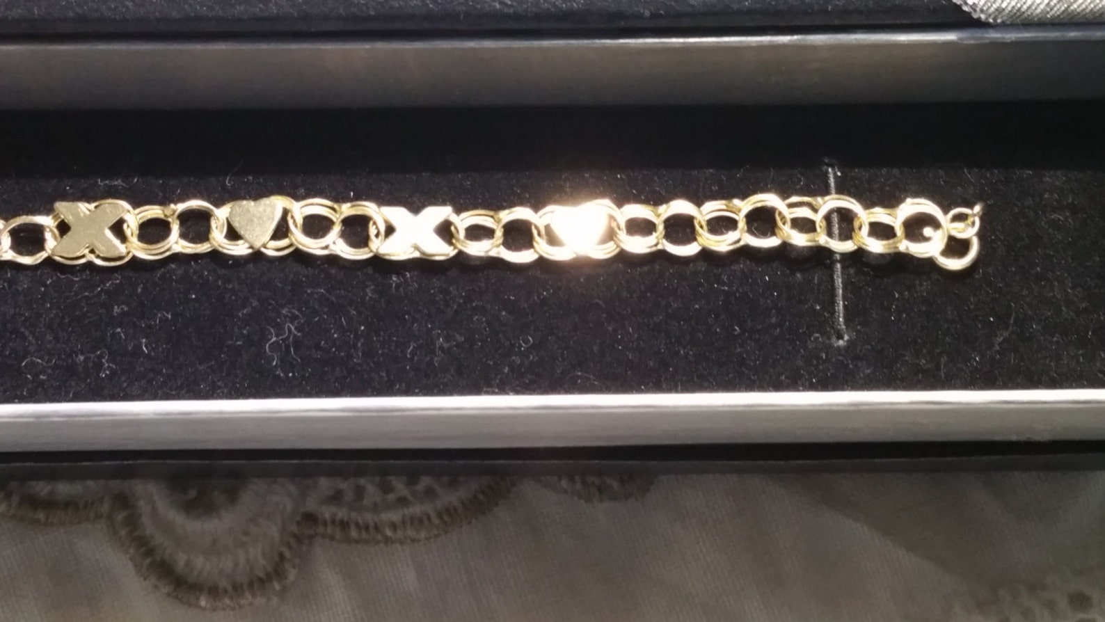 Vintage 14k 585 Gold Fine Triple Link Hearts and X Bracelet Marked 14k