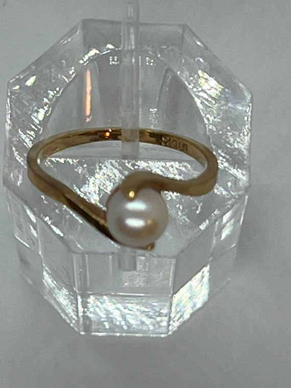 Vintage 10k Pearl Bypass Ring Size 6