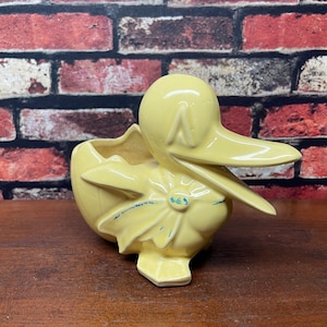 McCoy Duck Planter