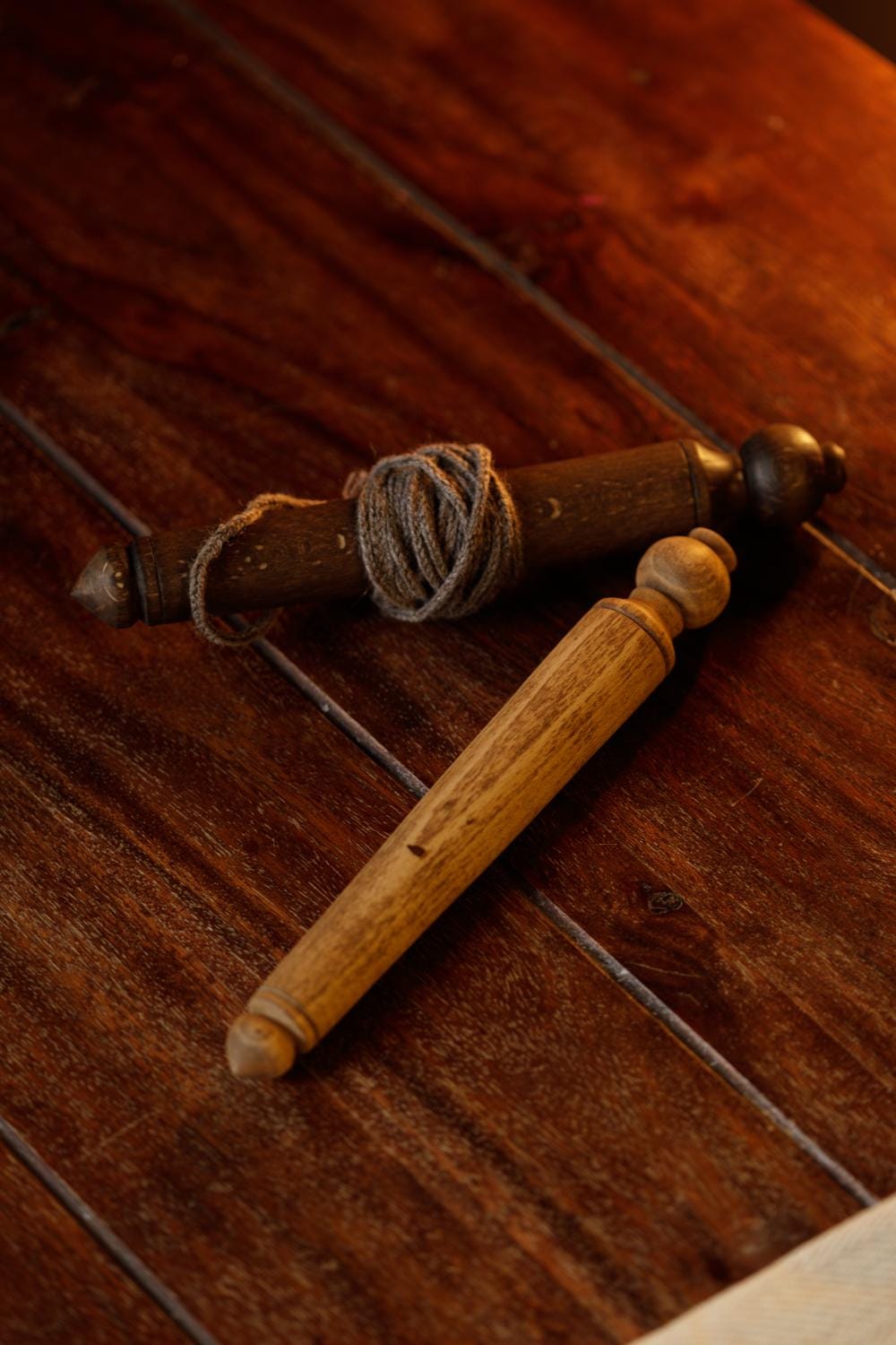 Wooden small nostepinne, for making yarn ball