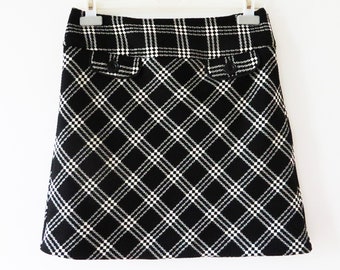 Plaid Mini Skirt Black White Tartan Skirt Checkered Women Skirt Low Waist Skirt with Pockets Back to School Gift for Her Size Small