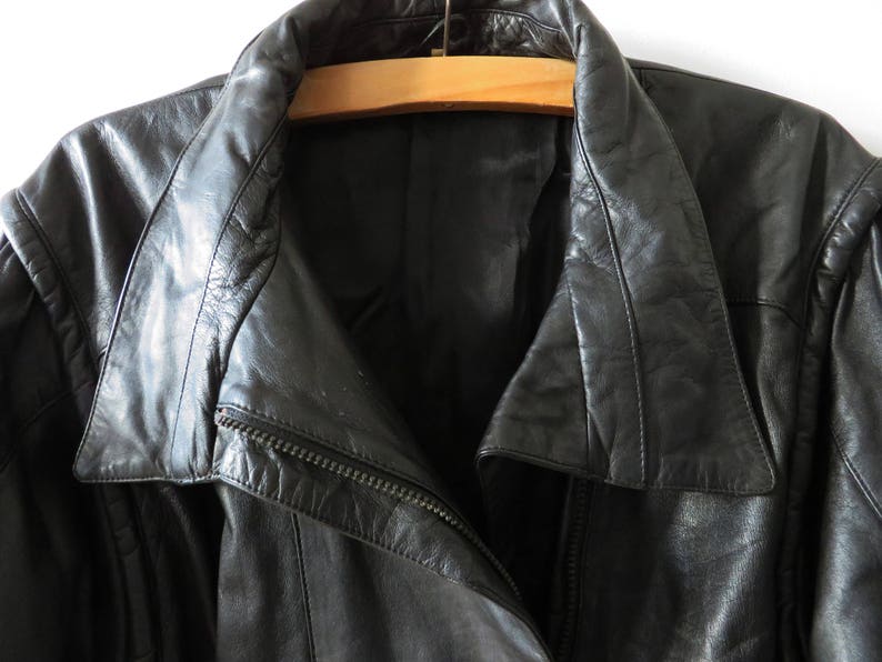 Vintage 80s Black Leather Jacket Black Biker Jacket Cropped Women Leather Coat Motorcycle Jacket Leather Outerwear Leather Fetish Large