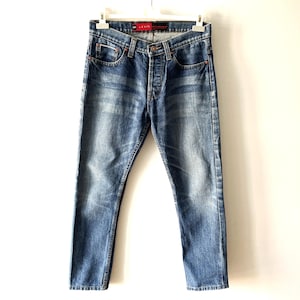 Vintage Levis 501 Jeans: USA Made Blue Denim, High Waist (W31)