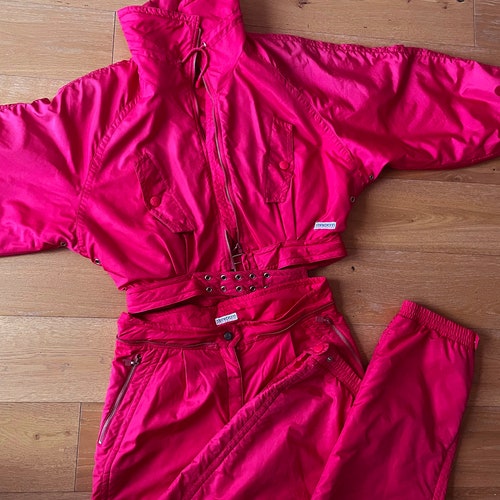 Vintage 80s Steinebronn ski suit, women's pink two piece snowsuit, hipster winter festival pants, snow shops gear, cropped snowboard suit jacket