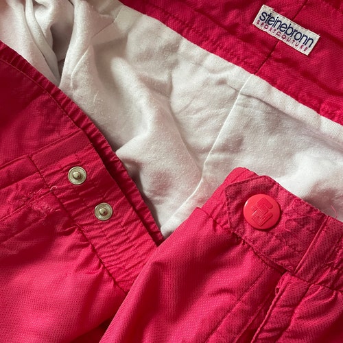 Vintage 80s Steinebronn ski suit, women's pink two piece snowsuit, hipster winter festival pants, snow shops gear, cropped snowboard suit jacket