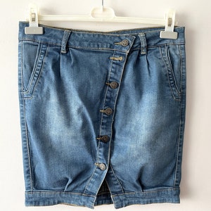 Blue denim mini skirt, front Button down women&#39;s summer skirt with pockets, hippie bohemian festival tulip skirt, gift for her