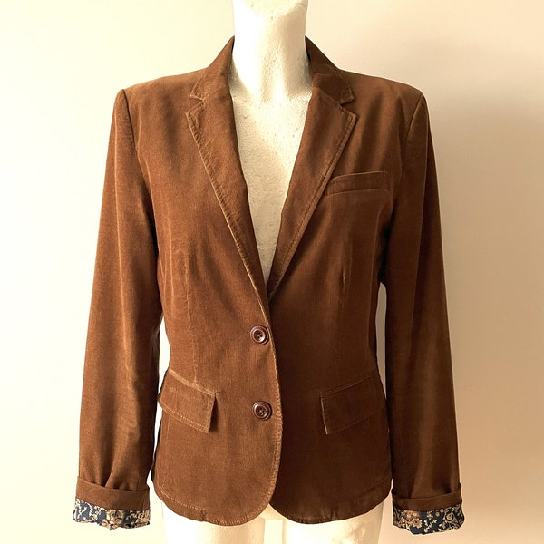 Blazer en velours côtelé marron, veste de cérémonie ajustée pour femme, blazer en coton avec coudières, idée cadeau pour femme, tenue de bureau pour femme, taille moyenne