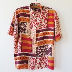 Vintage 80&#39;s Women Blouse Colorful Summer Shirt Short Sleeve Blouse Button up Shirt Hipster Chemise Shoulder Pads Blouse Size Large Shirt
