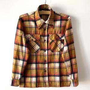 80er Jahre kariertes Flanellhemd, Beige kariertes Herrenhemd, Hemd vom Land, Holzfäller, Hemd zum Knöpfen, lange Ärmel, Geschenkidee für Ihn, Größe M