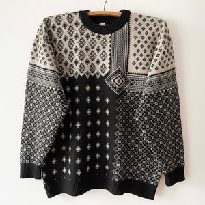 Vintage Patterned Wool Blend Knit Sweater - Black Beige Winter Jumper, Large