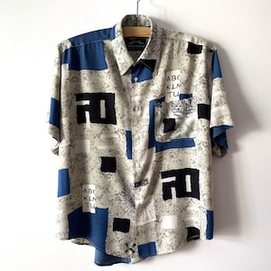 80s Men&#39;s summer shirt, Short sleeve singlet, Abstract print viscose chemise, button up button down shirt, gift idea for him, medium