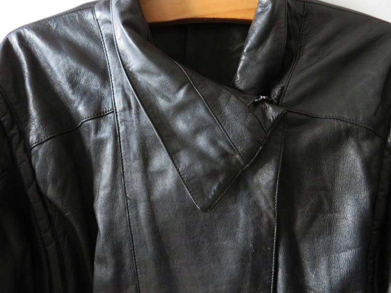Vintage 80s Black Leather Jacket Black Biker Jacket Cropped Women Leather Coat Motorcycle Jacket Leather Outerwear Leather Fetish Large