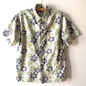 Men&#39;s summer shirt, Short sleeve singlet, exotic leaves floral print cotton chemise, button up button down shirt, gift idea for him, medium