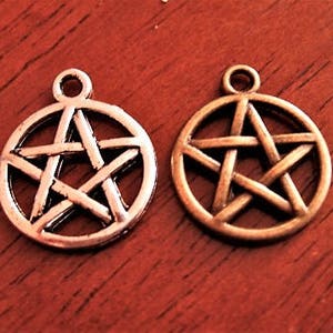 "Kleine Pentagramm Anhänger - 3/4", ""Silber"" oder ""Harz"" Finish."