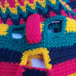 Rastafarai Ecuador Mask, Hand Made Yarn Rasta decorative face covering and Halloween costume