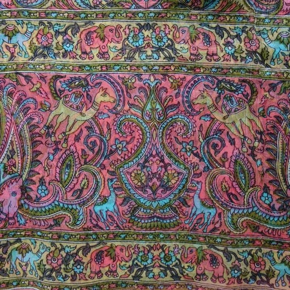 Exotic and Colorful Vintage 1970s  India Paisley … - image 3