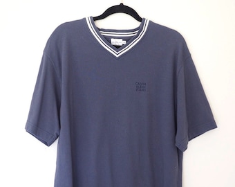 90s Y2k Vintage Calvin Klein Jeans V- Neck T-Shirt 100% Knit Cotton Size L/XL