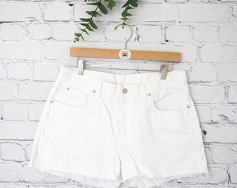 90s Jordache White Jean Cut Off Shorts Size 12 Waist 33 100% Cotton