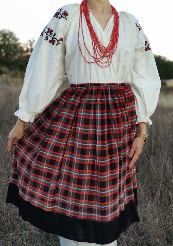 Vintage wool skirt 1920s, Ukrainian traditional co