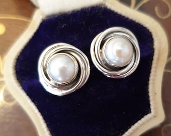 Pearl Earrings for Women Twist Earrings Silver Pearl Studs Wedding Earrings Birthday Gift for Her Birthday Present for Wife June Birthstone