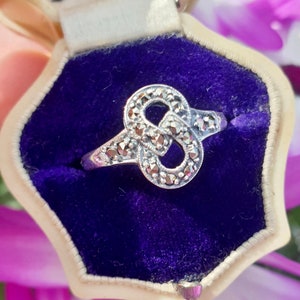 Vintage Marcasite Ring Size O Sterling Silver Marcasite Ring Old Siliver Ring for Women Vintage Jewellery Boxed Ring Free Gift Wrapping