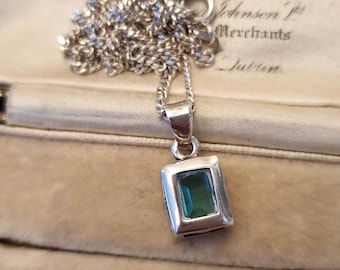 Collana in argento con topazio blu pre-amata