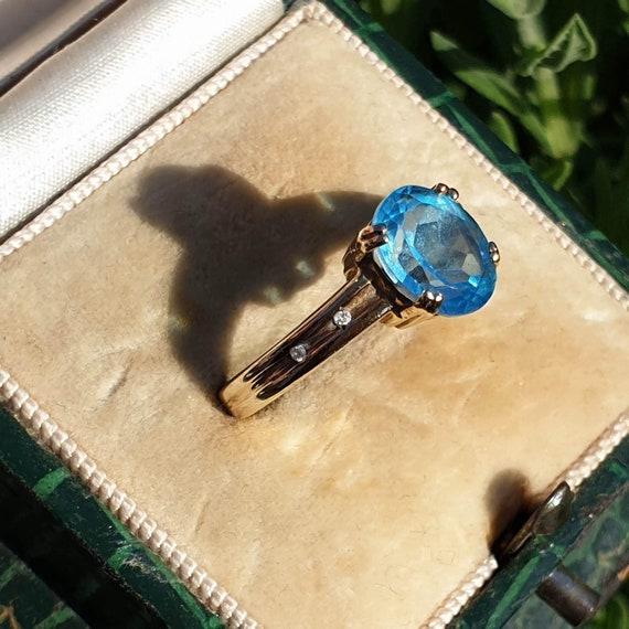 9ct gold hotsell topaz ring