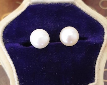 Orecchini di perle in oro da 9 ct Piccoli orecchini di perle da donna Orecchini a bottone di perle per il suo regalo di compleanno per il suo regalo per la moglie