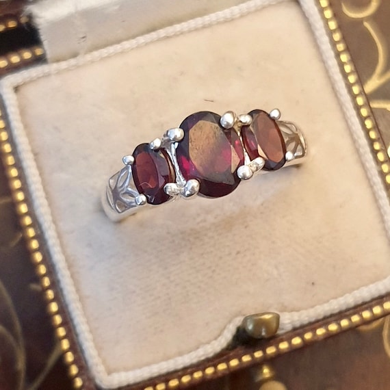 Garnet Ring, Garnet Silver Ring, Vintage Garnet Ri