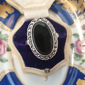 Vintage Onyx Ring Size R Onyx and Marcasite Ring Size 8.5 Solid Silver Onyx Oval Ring Sterling Silver Halo Ring for Women Boxed Gift