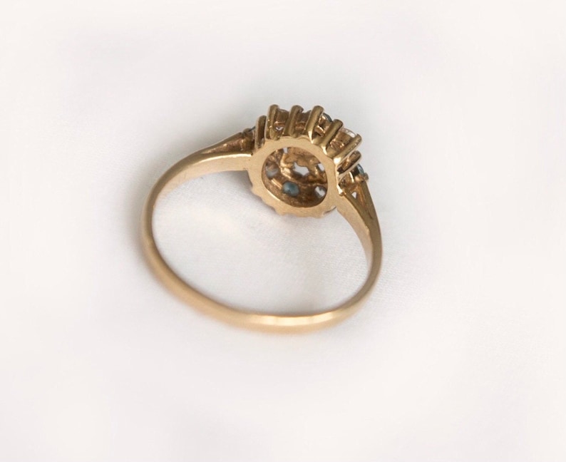 Flower Ring Small Gold Ring Vintage Topaz Gold Ring Cluster Gold Ring Gift for Her Multistone Ring